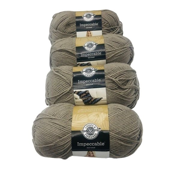4 x Loops & Threads Impeccable Clay Acrylic Yarn Skeins Worsted 4.5 oz. 268 Yds - Picture 1 of 6